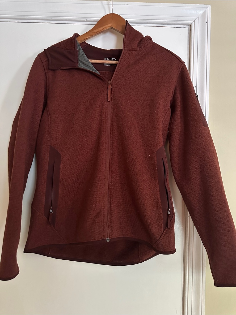 Arc'teryx Women’s Full-Zip Hooded Jacket - Rust Brown